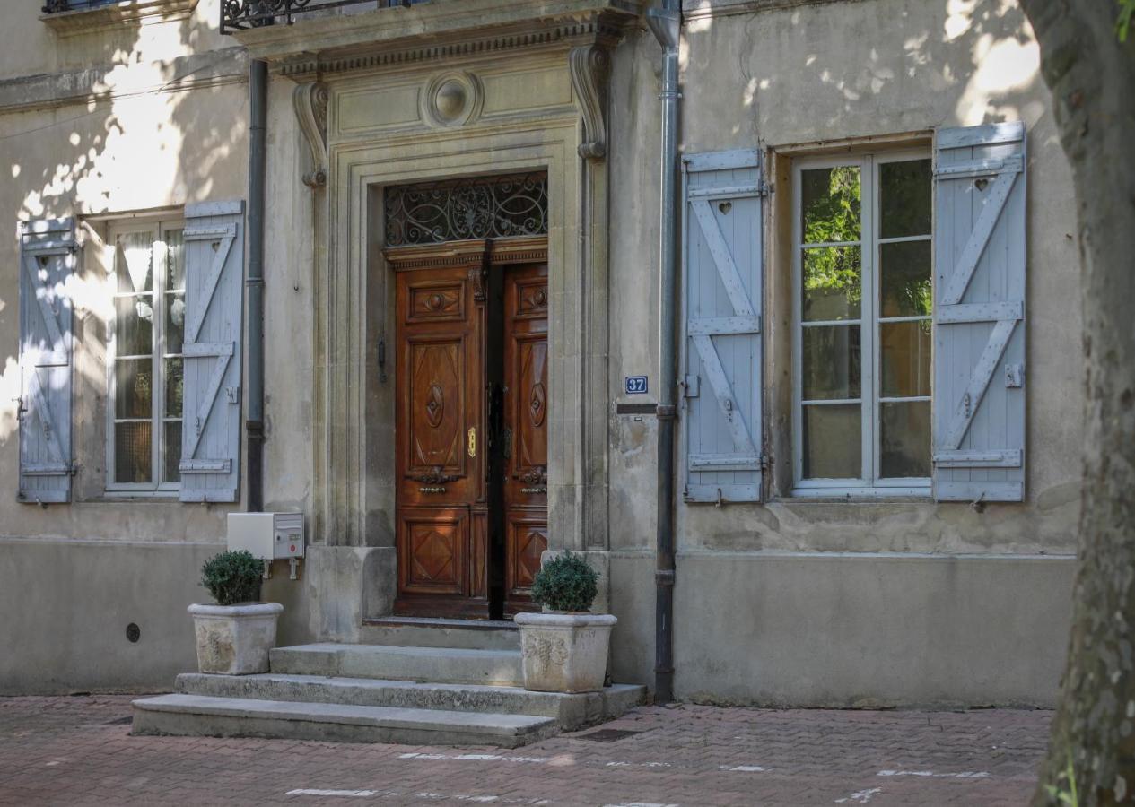 Le 37 Malaucene Panzió Kültér fotó